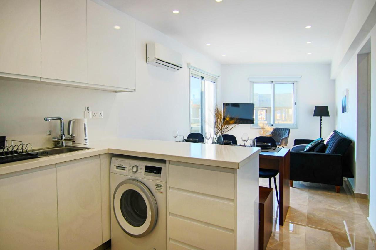 Phaedrus Living Seaside Residence Lighthouse 70 パ フォス エクステリア 写真